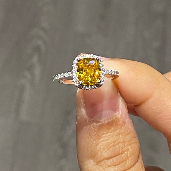 ✨Stunning Citrine Halo Ring✨ - Picture 14 of 16